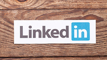 分享在LinkedIn上建立企业品牌的4种方法！